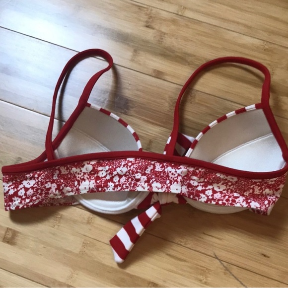 Burberry Bikini Top Size Small - Picture 4 of 5